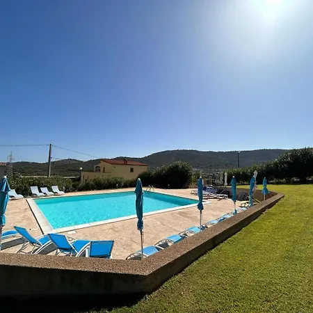 Apartment Casa Delfino With Pool Near Beaches Budoni