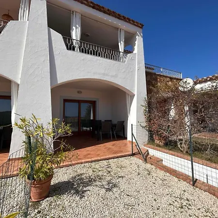 Casa Delfino With Pool Near Beaches